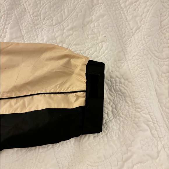 Windbreaker Jacket XL - Picture 4 of 9